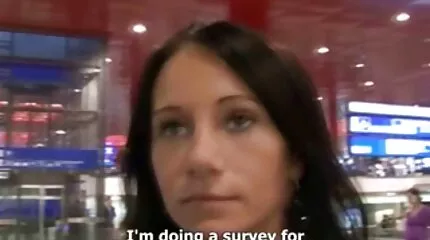 Spinkig kille gratis porr mogna damer knullad i röven omedelbart efter Avsugning