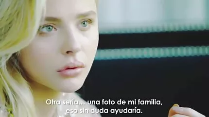 Passionerad gang bang av gratis porrfilm mogna kvinnor ungdom brunetter med en elegant och kåt man