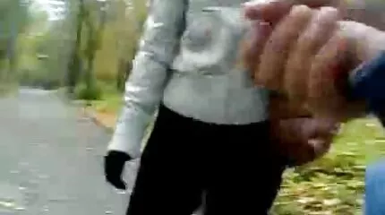Ung student ger sin vän att knulla hennes asshole porrfilm mogen