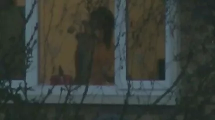 Ung Berusad suger en mans kuk porrfilm mogna kvinnor och knullar honom i olika poser
