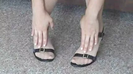 Ryska flickan i stockings s?g ung och mogna kvinnor video ges i fitta